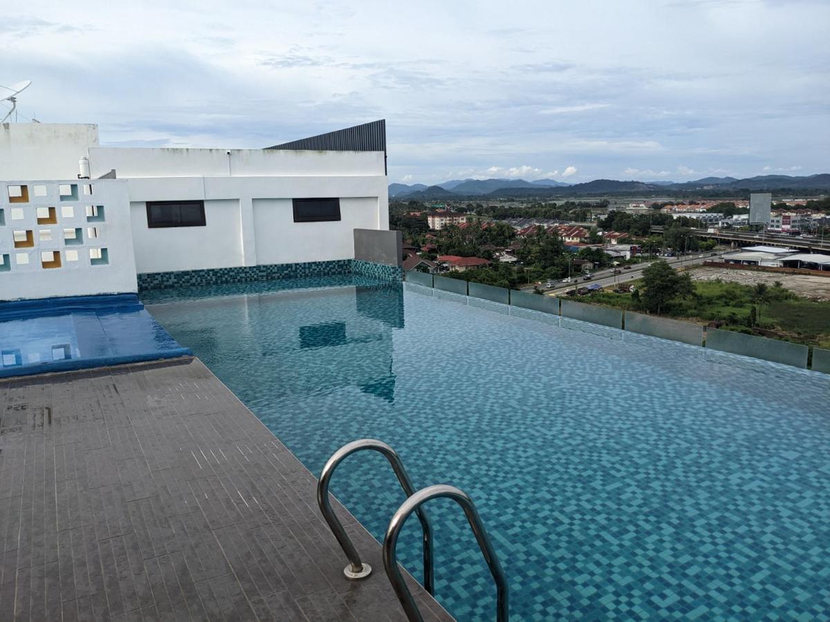 Alor Setar Imperio By Im Staycation 3Bedroom & Rooftop Pool Zewnętrze zdjęcie